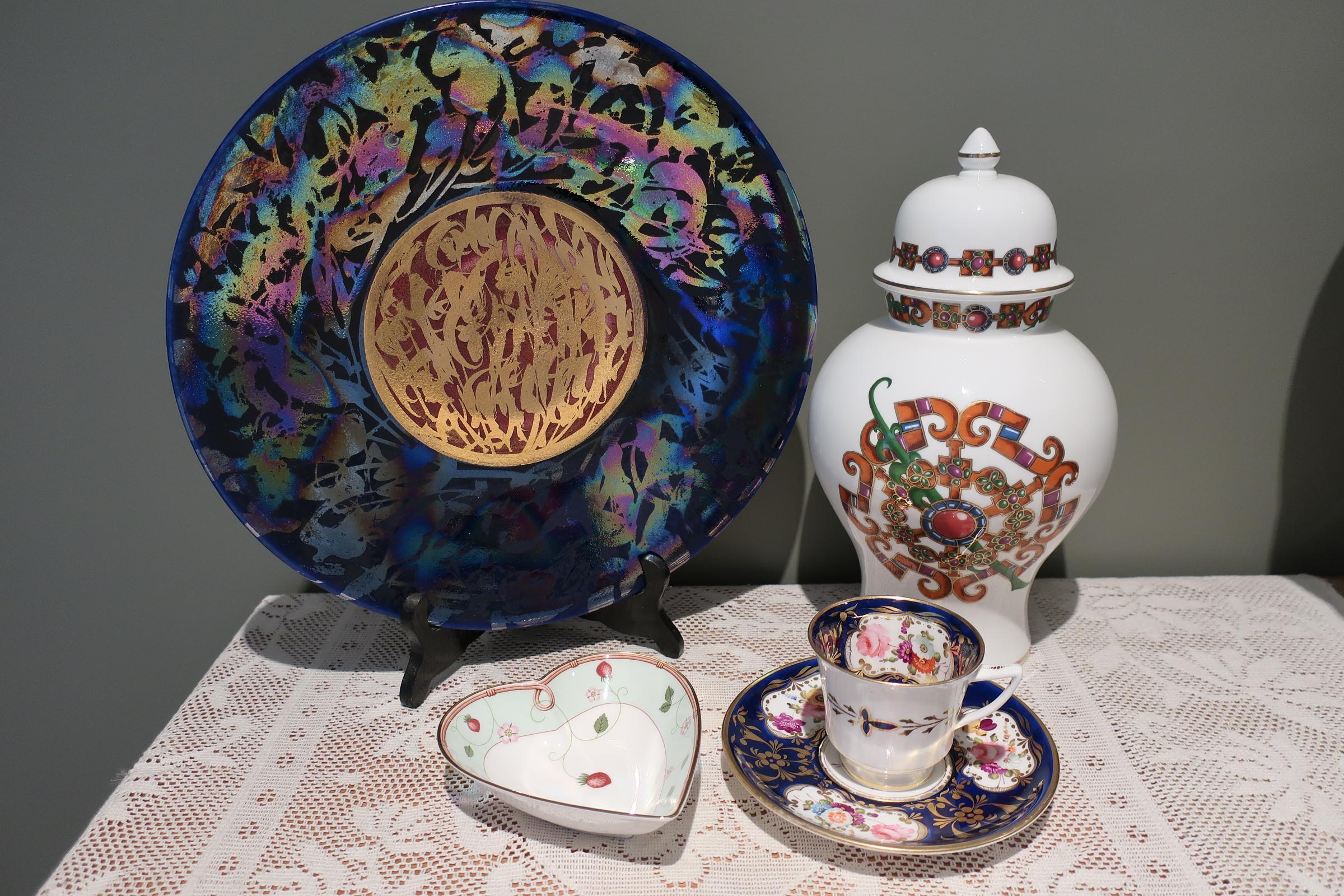 Sneak Peek For The Week – Antique Coalport, Greg Daly Pottery, Wedgwood Wild Strawberry, Portmeirion Temple Jar