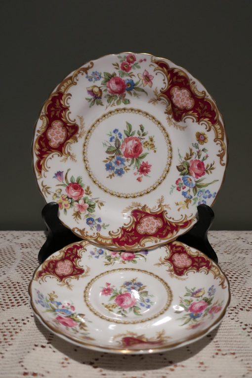 Vintage Tuscan China Windsor Floral Trio in Red - Image 4