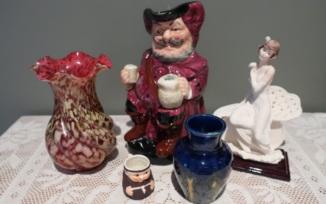 Sneak Peek For The Week – Giuseppe Armani, Goebel, Royal Doulton, McHugh Pottery, Victorian Hobbs and Brockunier Spangle Glass