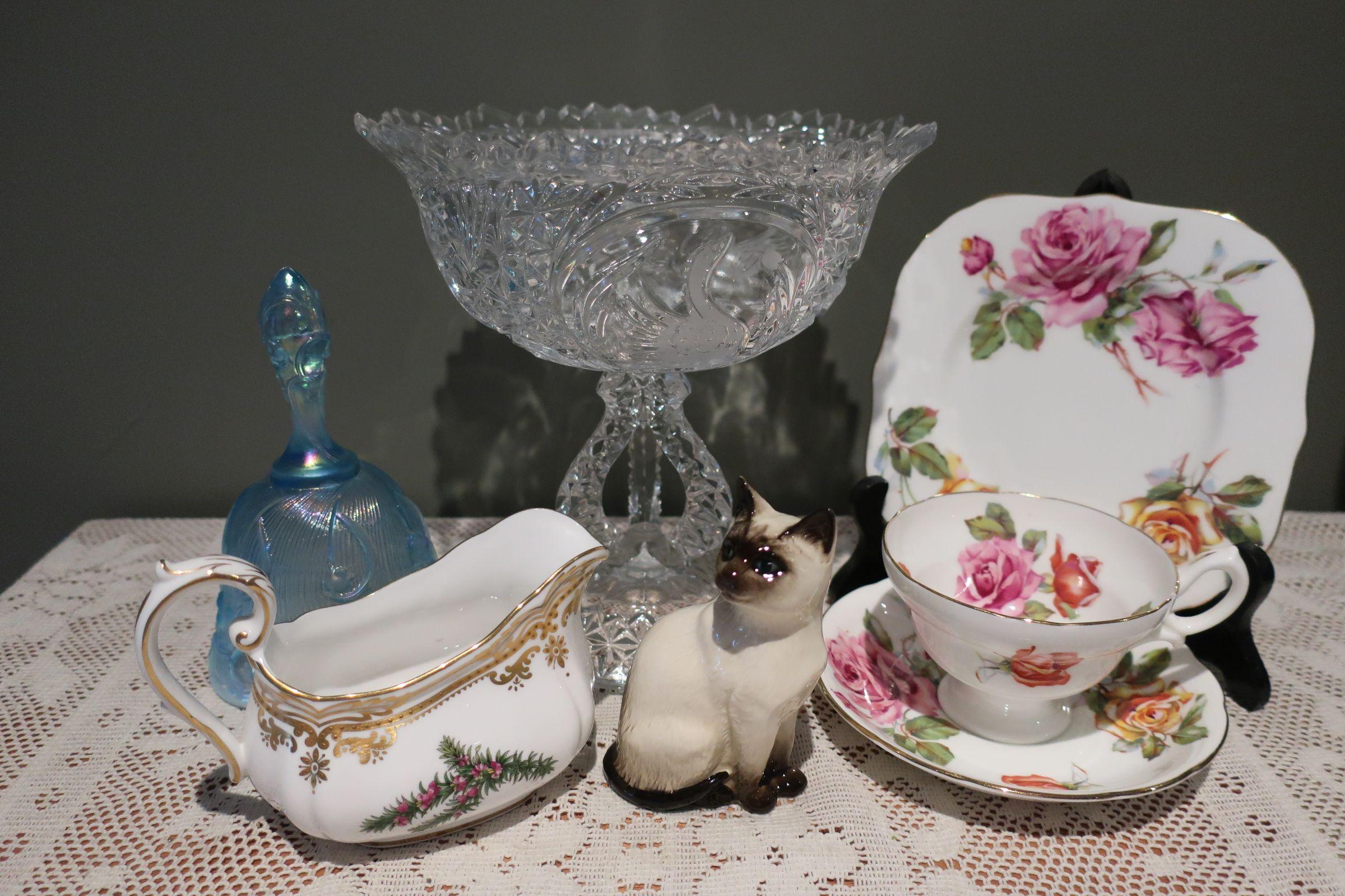 Sneak Peek For The Week – Hofbauer Crystal, Fenton, Royal Doulton, Spode, Hammersley