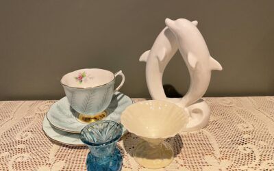 Sneak Peek For The Week – Royal Albert, Depression Glass Thistle Vase, Coalport, Belleek