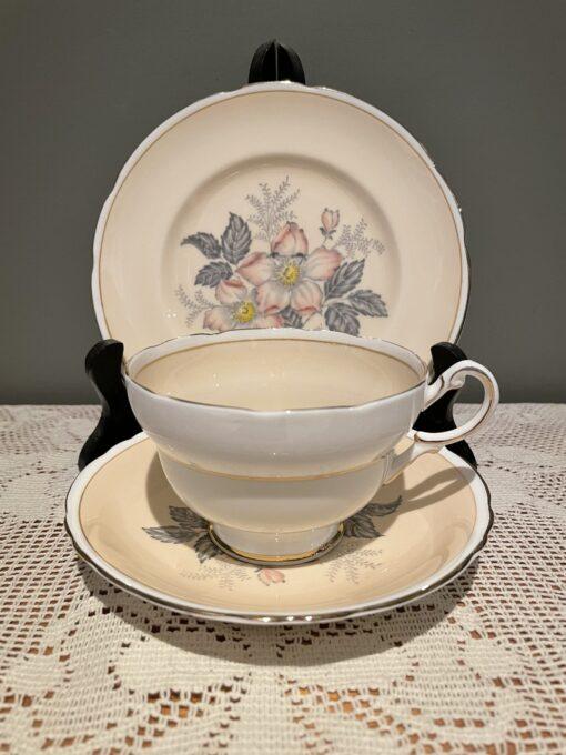 Vintage Paragon Double Warrant Trio In Peach Floral - Image 2