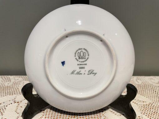 Bing And Grondahl Mothers Day Plate 1986 - Elephant And Calf - Image 3