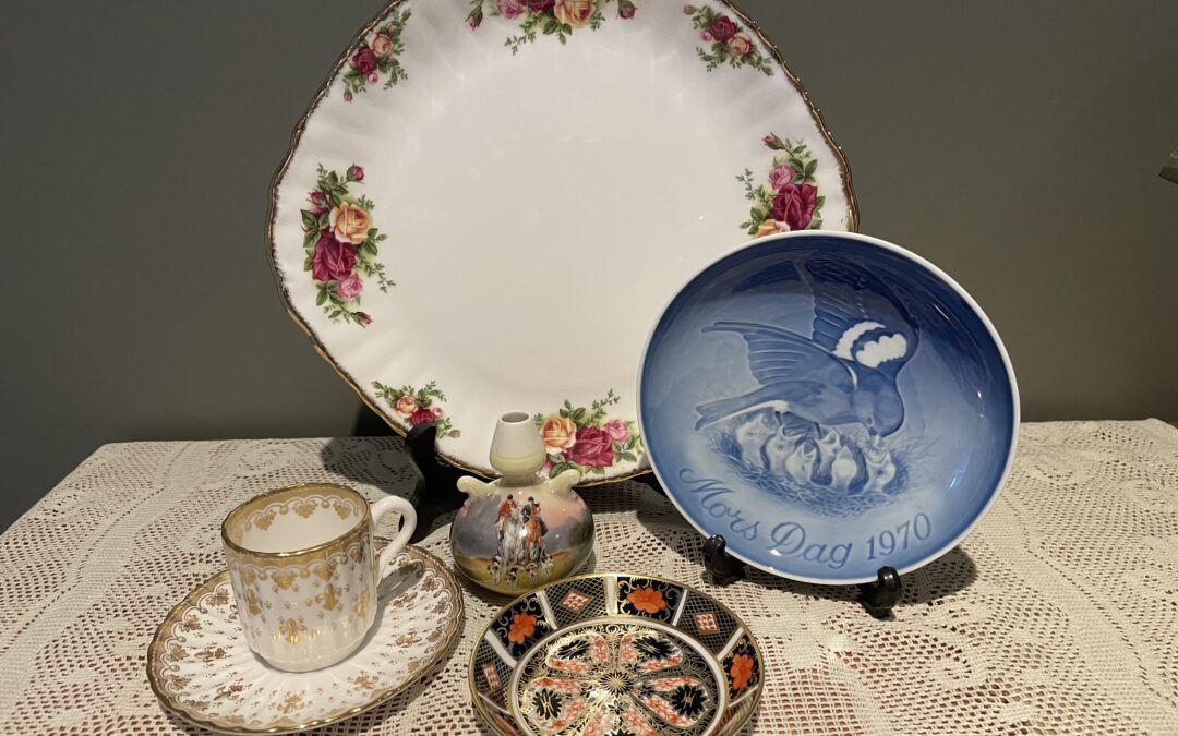 Sneak Peek For The Week – Bing and Grondahl, Spode, Royal Crown Derby, Royal Albert, Royal Bayreuth