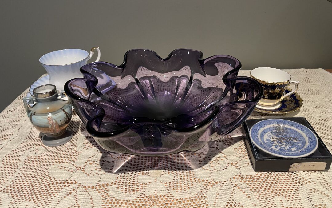 Sneak Peek For The Week – Coalport, Iwatsu Hineri Art Glass, Royal Albert, Spode, Royal Bayreuth