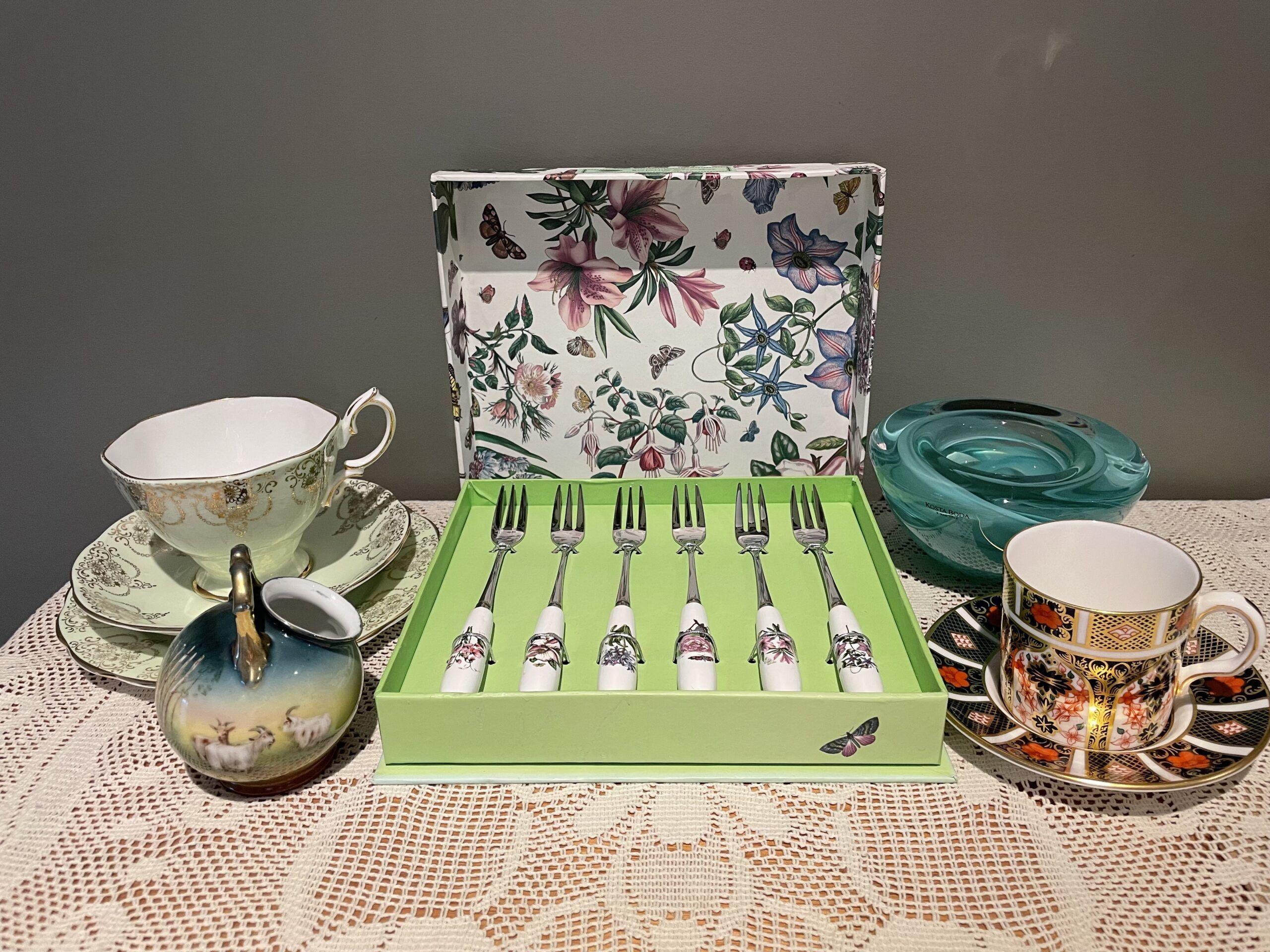 Sneak Peek For The Week – Kosta Boda, Royal Albert, Portmeirion, Royal Crown Derby, Royal Bayreuth