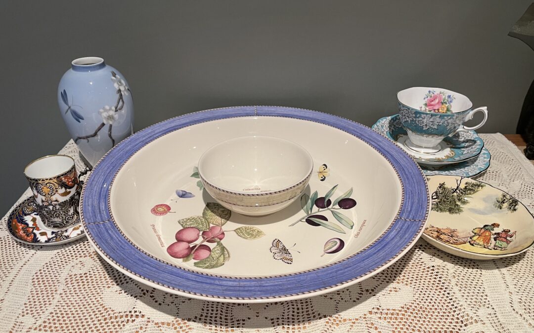 Sneak Peek For The Week – Wedgwood, Royal Albert, Royal Crown Derby, Royal Copenhagen, Royal Doulton