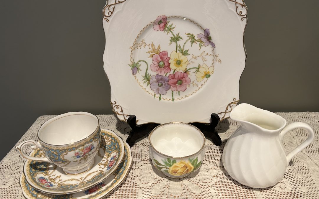 Sneak Peek For The Week – Queen Anne Regency, Tuscan Anemone, Royal Albert Tea Rose, Wedgwood Candlelight