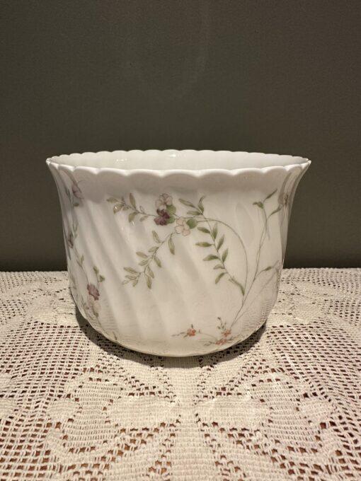 Wedgwood Campion Dainty Floral Jardiniere / Cache Pot - Image 2