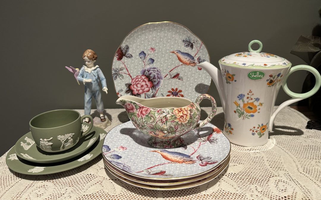 Sneak Peek For The Week – Shelley Art Deco Coffee Pot, Wedgwood Cuckoo Plate Set, Royal Worcester Parakeet Figurine, Wedgwood Jasper Ware trio, Sadler Florence Chintz Jug