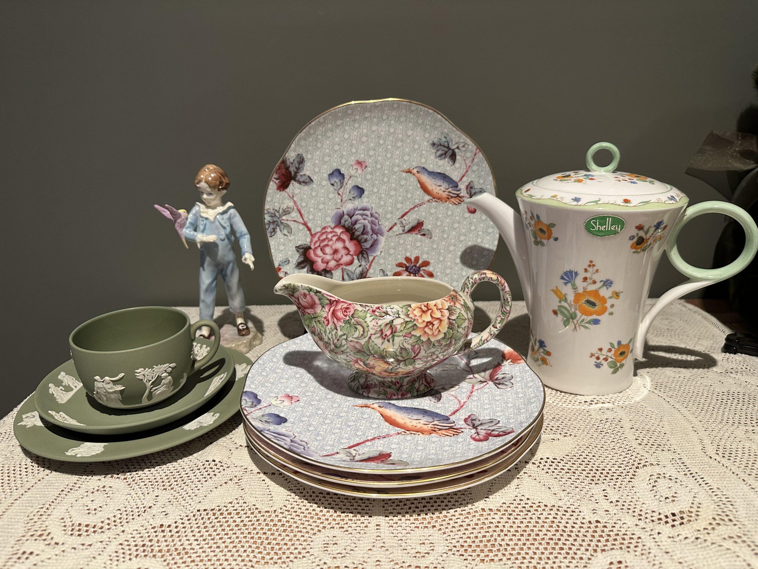 Sneak Peek For The Week – Shelley Art Deco Coffee Pot, Wedgwood Cuckoo Plate Set, Royal Worcester Parakeet Figurine, Wedgwood Jasper Ware trio, Sadler Florence Chintz Jug