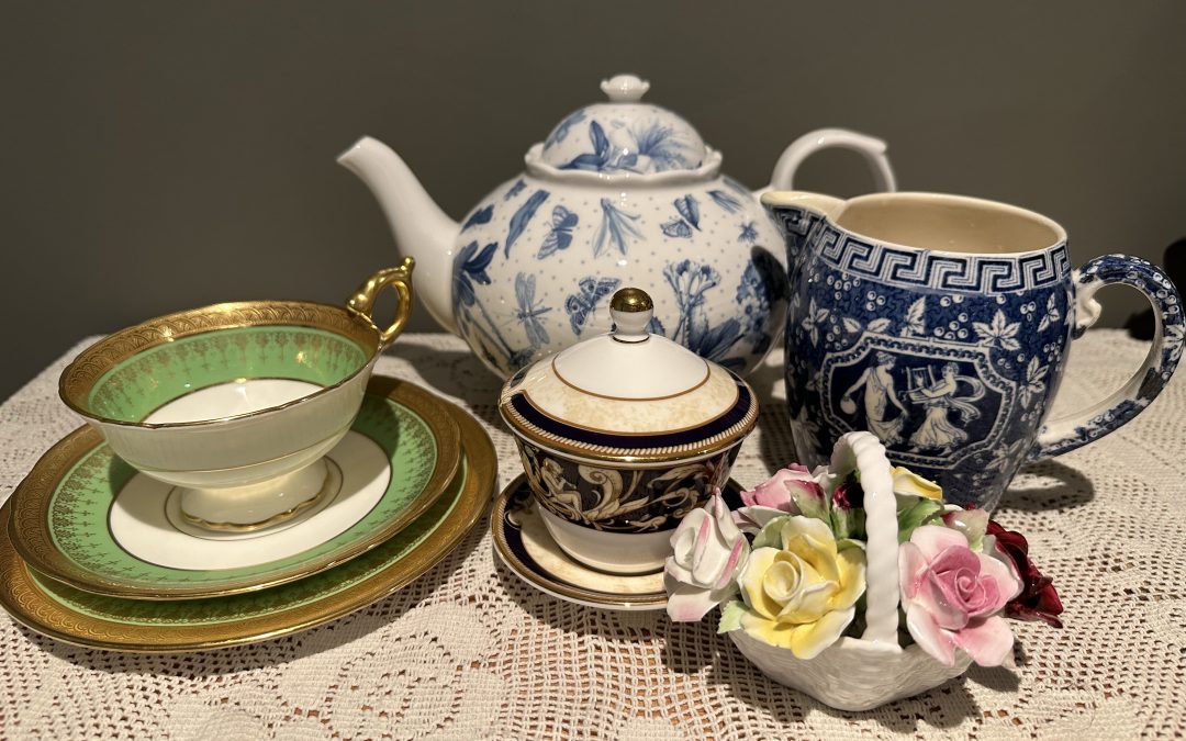 Sneak Peek For The Week – Portmeirion Teapot, Antique Spode Copeland Milk Jug, Coalport Heavily Gilt Trio, Royal Doulton Floral Posy, Wedgwood Mustard Pot