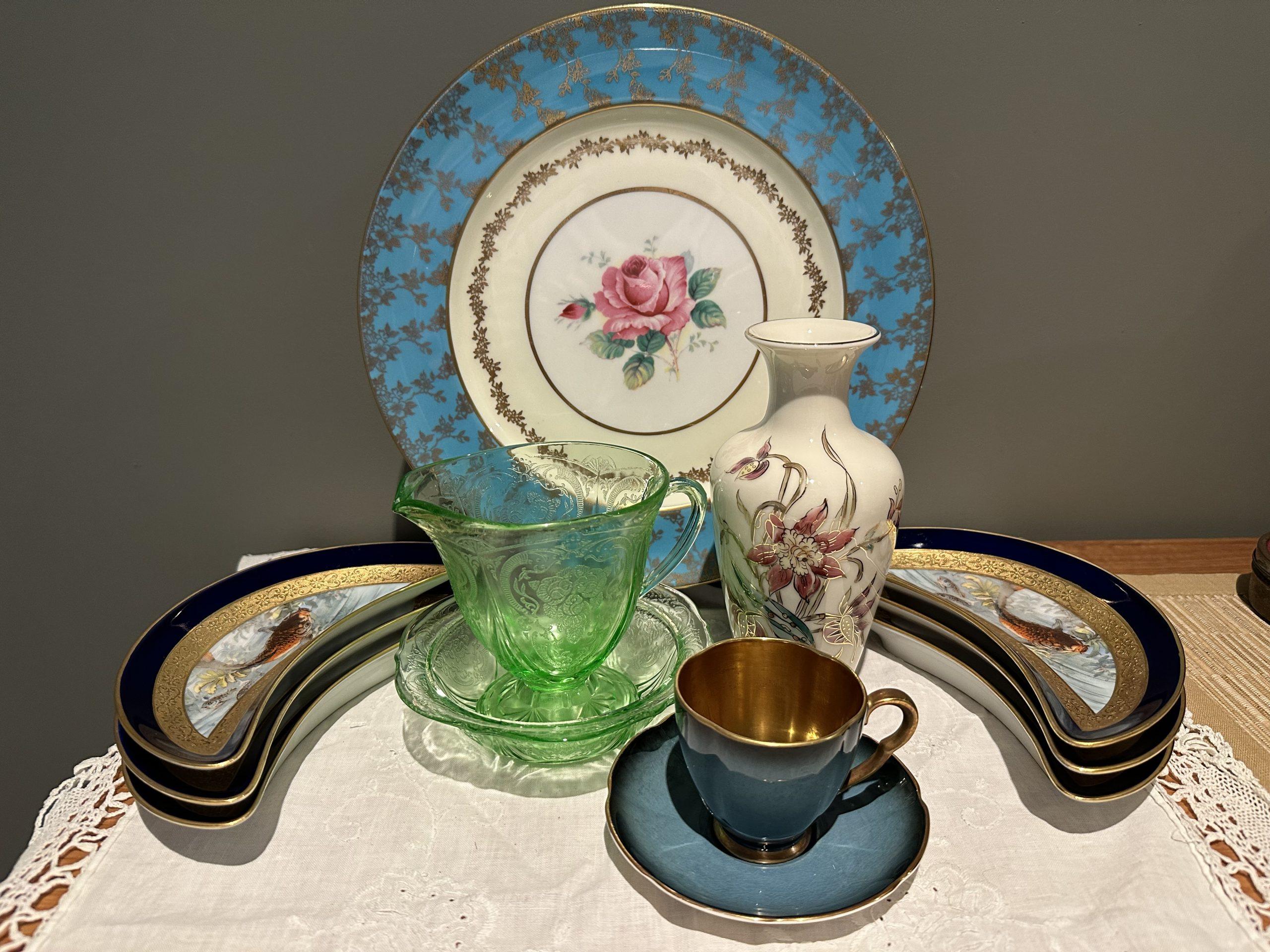 Sneak Peek For The Week – Paragon Dinner / Cabinet Plate, Zsolnay Hand Painted Vase, Hazel Atlas Uranium Glass Jug And Bowl, Carlton Ware Bleu Royale Demitasse Duo’s, Continental Set Of Six Crescent Shaped Koi Side Plates