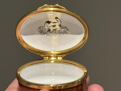 Halcyon Days Smithsonian Trinket / Pill / Bonbonierre - Mother Cat With Kittens - Image 4