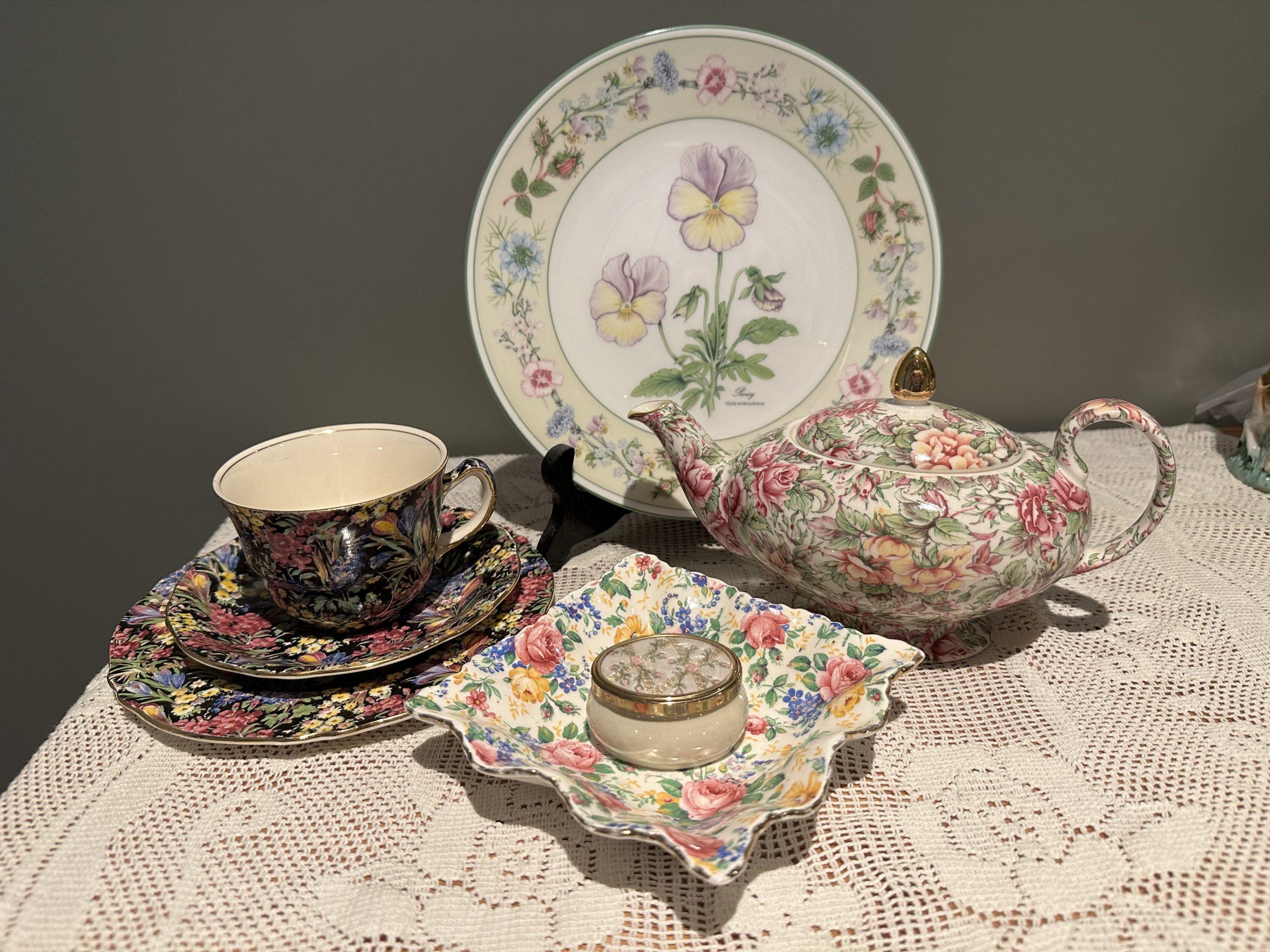 Sneak Peek For The Week – James Kent Rosalynde Chintz Jam Dish, Trinket Box With Embroidered Floral Lid, Royal Winton Black Crocus Chintz Trio, Sadler Florence Chintz Teapot, Ansley Pansy Display Plate