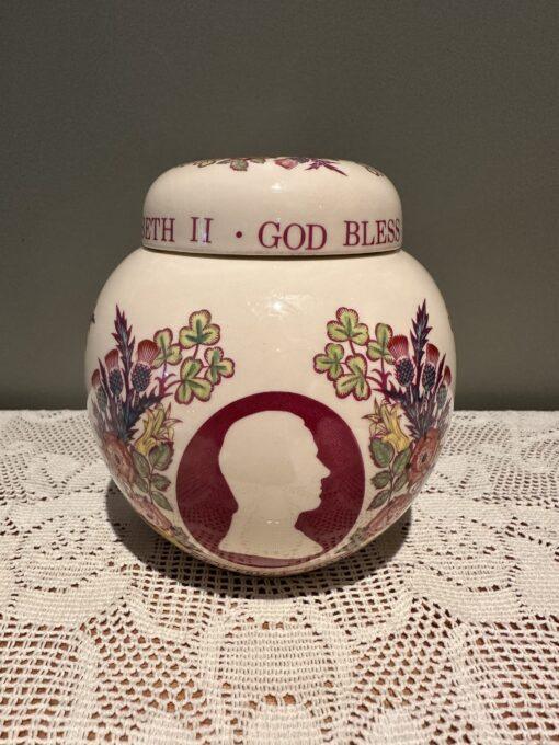 Mason's Queen Elizabeth Silver Jubilee Large Ginger Jar - Image 3