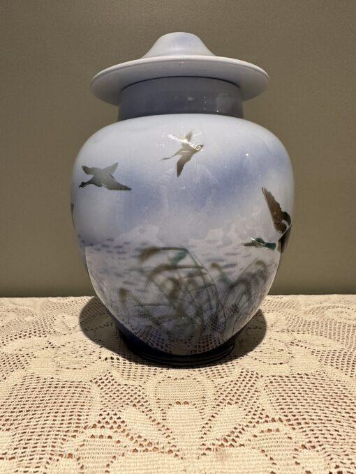 Vintage Falcon Ware Large Lidded Temple Jar / Vase - Misty Morn Pattern - Image 2