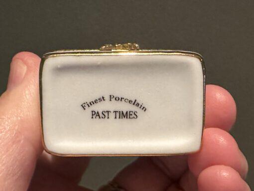 Past Times Miniature Casket / Trinket Box With Two Miniature Scent Bottles - Image 5