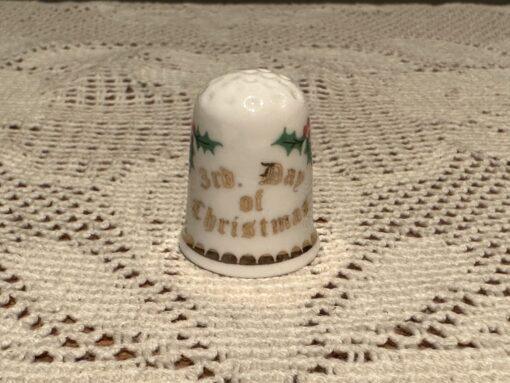 Queen's Bone China Christmas Xmas Hand Painted Thimble - Three French Hens - Boxed - Image 2
