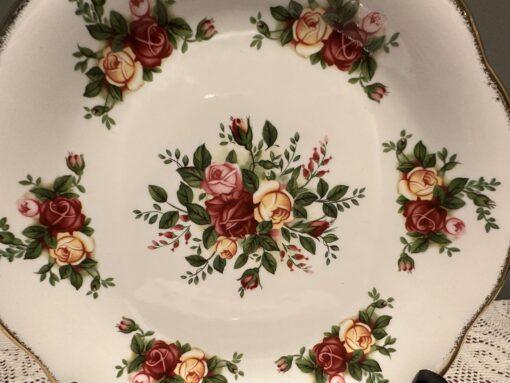 Superb Royal Albert 20cm Old Country Roses Scalloped Dish - Image 2