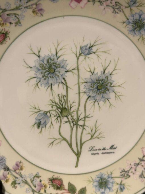 Stunning Aynsley Plate - Flowers From The Gardens Of Old England - Love In The Mist - Image 2