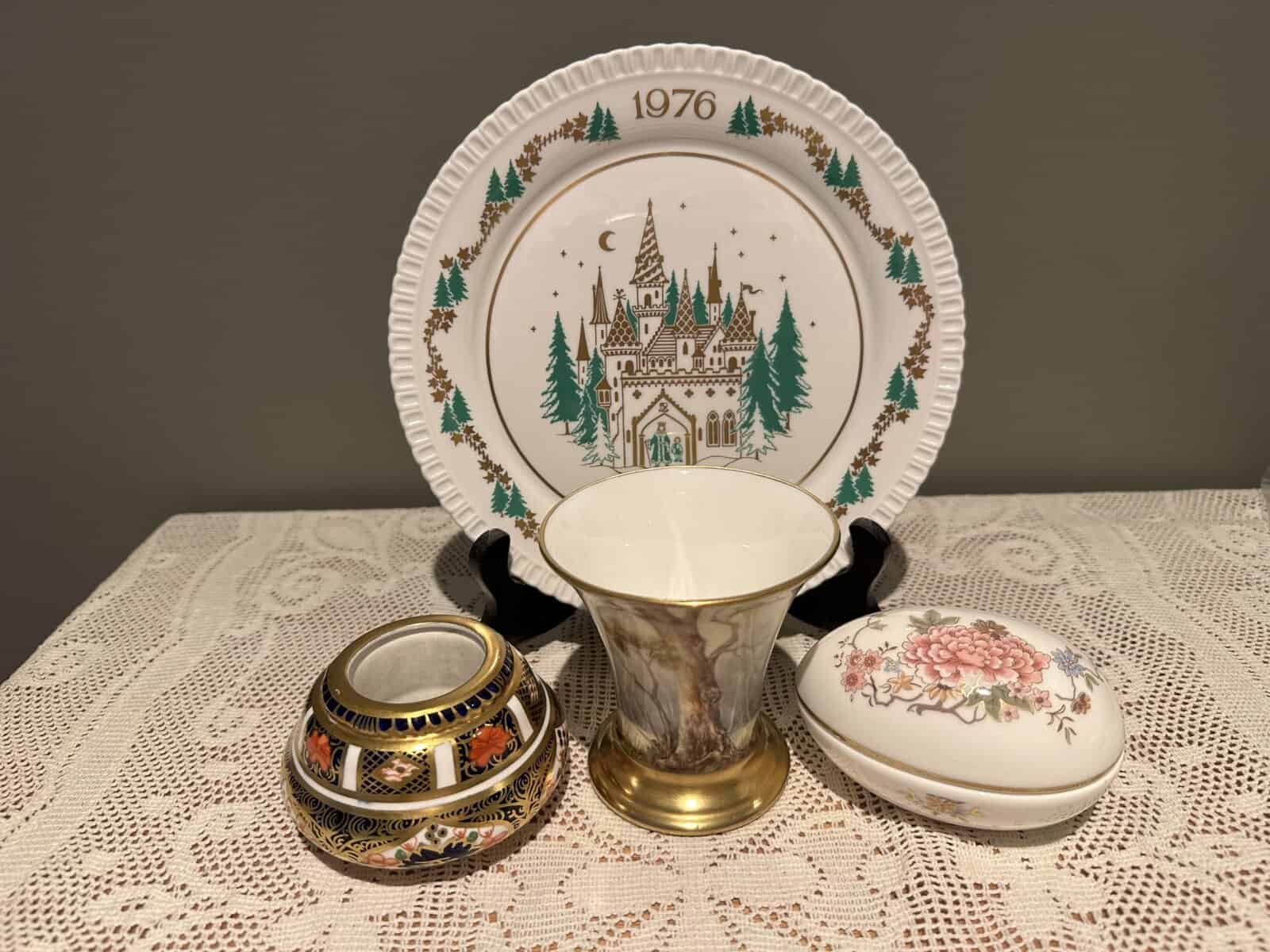 Sneak Peek For The Week – Spode Christmas Plate, Royal Crown Derby Imari Candle Holder, Royal Doulton Egg Shaped Canton Trinket Box, Stunning Hand Painted Gum Trees Posy Vase