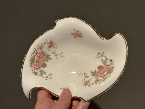 Royal Doulton Canton Small Leaf Tray / Bonbon Dish In Original Box - Image 2
