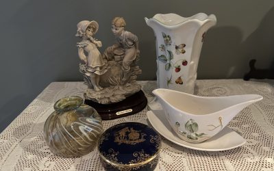 Sneak Peek For The Week – James Kent Strawberry Vase, Giuseppe Armani Figurine, Rob Knottenbelt Hand Blown Art Glass Vase, Limoges Courting Couple Trinket Bowl, Carlton Ware Magnolia Sauce Jug And Plate