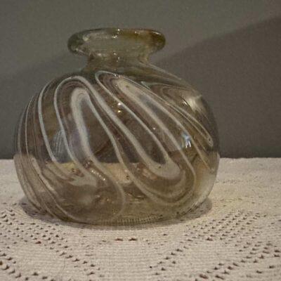Stunning Early Rob Knottenbelt Hand Blown Posy Vase In Yellow With Opalescent Trails