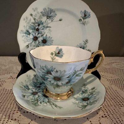 Stunning Royal Albert Vintage Trio - Aqua Blue With Daisies And Gilt Trim