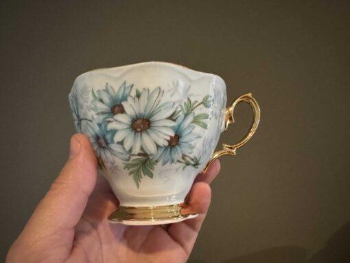 Stunning Royal Albert Vintage Trio - Aqua Blue With Daisies And Gilt Trim - Image 2