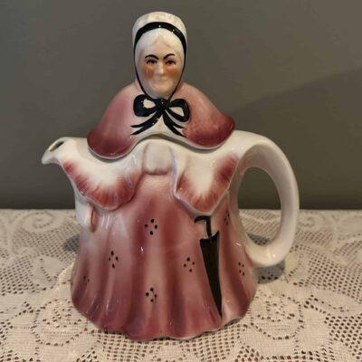 Stunning Tony Wood Little Old Lady Teapot In Dark Pink