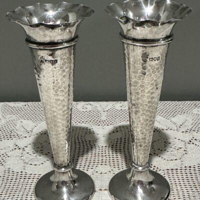 Antique Sterling Silver Vases - William Comyns London 1905 - 525g (Weighted)