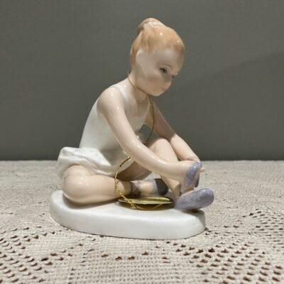 Royal Doulton Ballet Shoes Figurine - Ballerina HN3434
