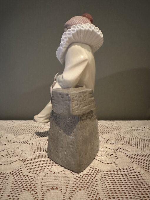Vintage Lladro Little Jester Figurine - Pierrot With Book - Image 2