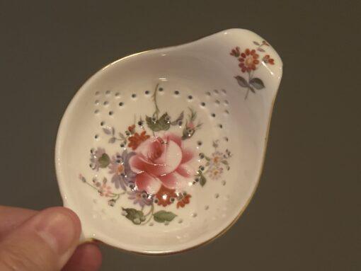 Royal Crown Derby 'Derby Posies' Tea Strainer And Bowl - Image 3