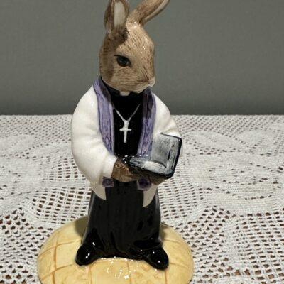 Royal Doulton Vicar Bunnykins Figurine In Box
