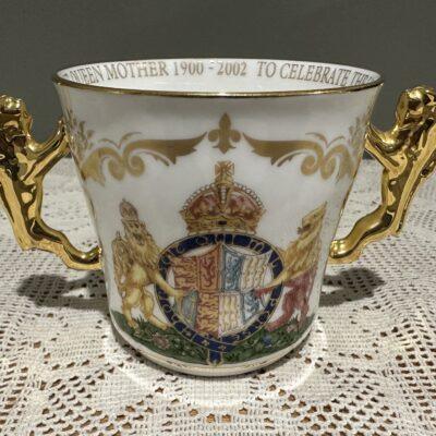 Paragon Loving Cup With Gold Lion Handles - Queen Mother 1900 to 2002 - Commemoration