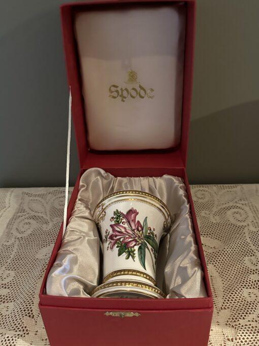 Spode Heavily Gilt Stafford Flowers Pot Pourri Jar With Cover And Pierced Lid In Original Box - Image 7