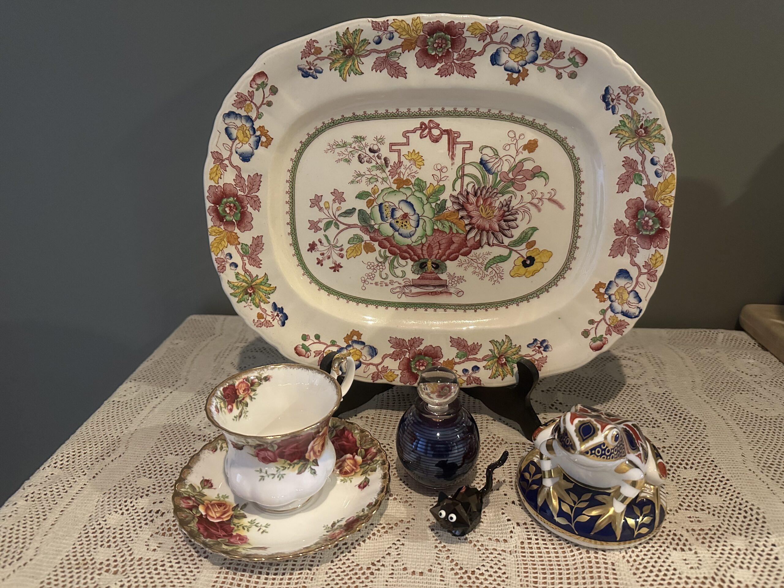 Sneak Peek For The Week – Royal Albert Old Country Roses Demitasse, Royal Crown Derby Imari Frog Paperweight, Michael Hook Iridescent Perfume Bottle, Swarovski Crystal Black Cat, Masons Strathmore Small Platter