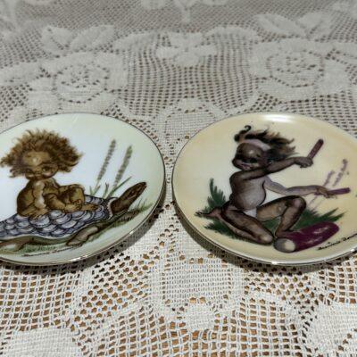 Vintage Brownie Downing Miniature Wall Plates x Two - Tinka - 10.2cm