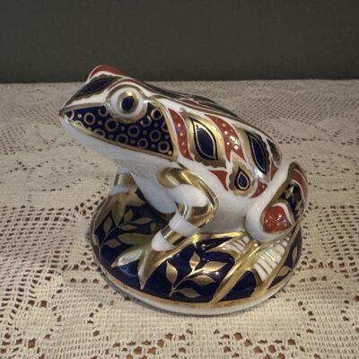 Royal Crown Derby Large Frog Paperweight - Imari Colors - Silver Stopper
