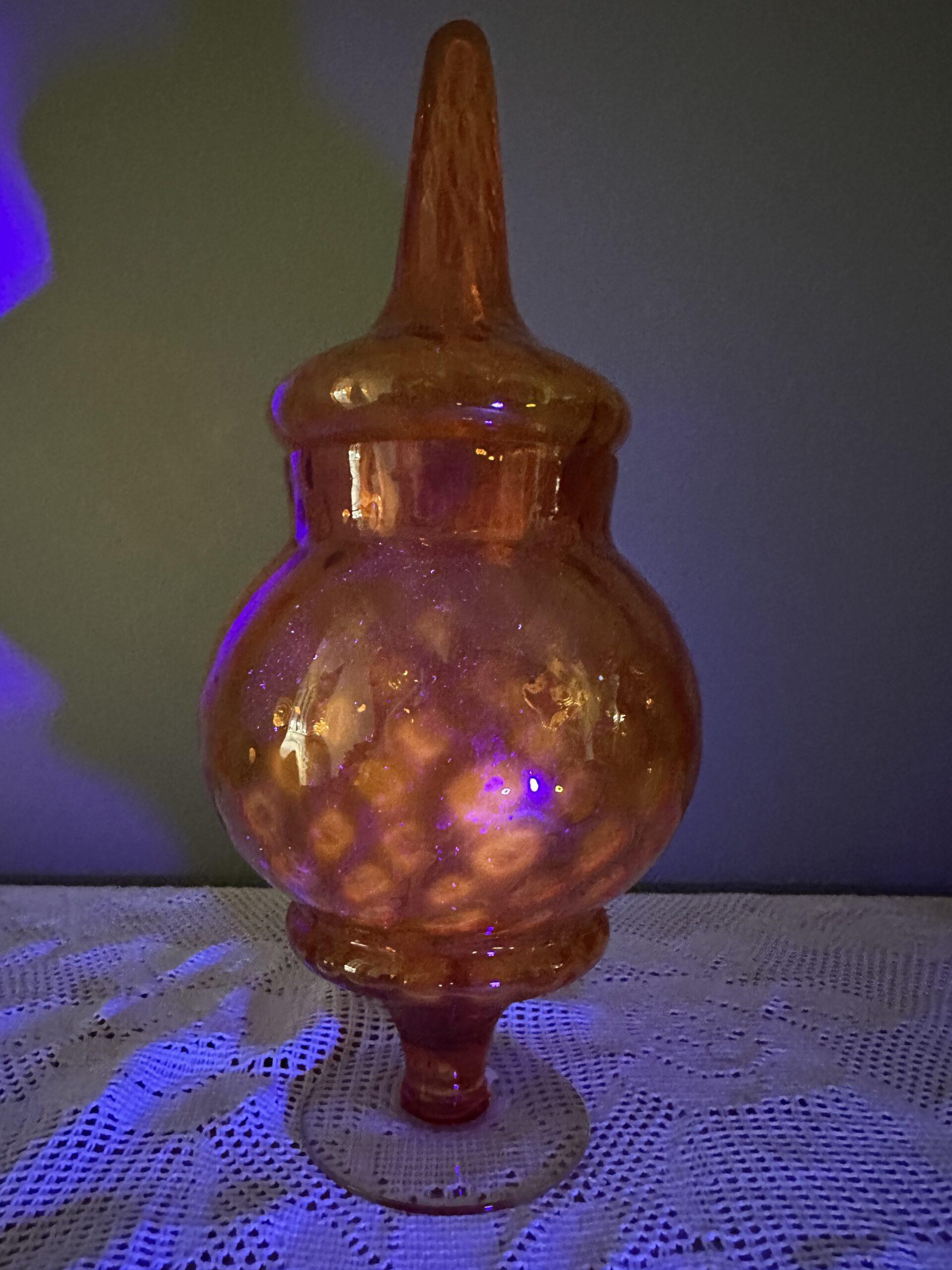 Stunning Mid Century Circus Tent Apothecary Jar With Cadmium Glow - Orange Optic - Image 2