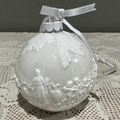 Wedgwood Snowflake White Lustre Ball Tree Ornament In Box