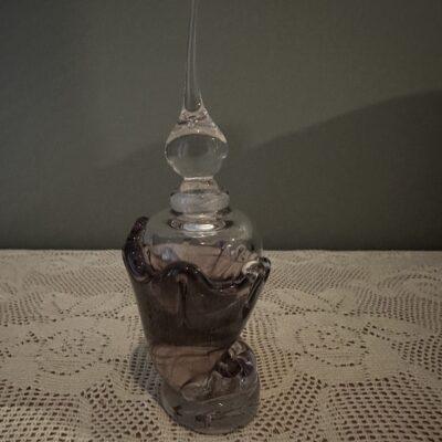 Stunning Large Amethyst Art Glass Shell Shaped Perfume Bottle With Stopper