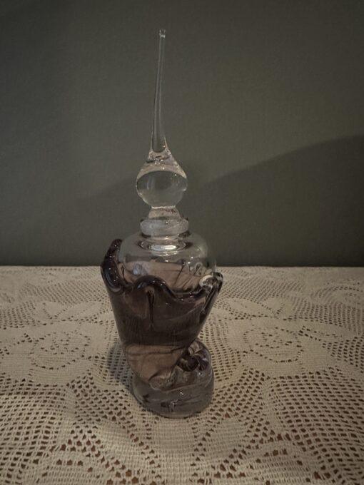 Stunning Large Amethyst Art Glass Shell Shaped Perfume Bottle With Stopper