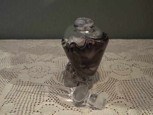Stunning Large Amethyst Art Glass Shell Shaped Perfume Bottle With Stopper - Image 4