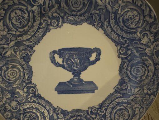 Spode Blue Room Collection Large Display Plate - Warwick Vase - Image 2