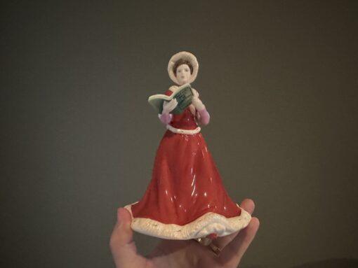 Royal Doulton Twelve Days Of Christmas Figurine - On The Third Day Of Christmas - Image 4