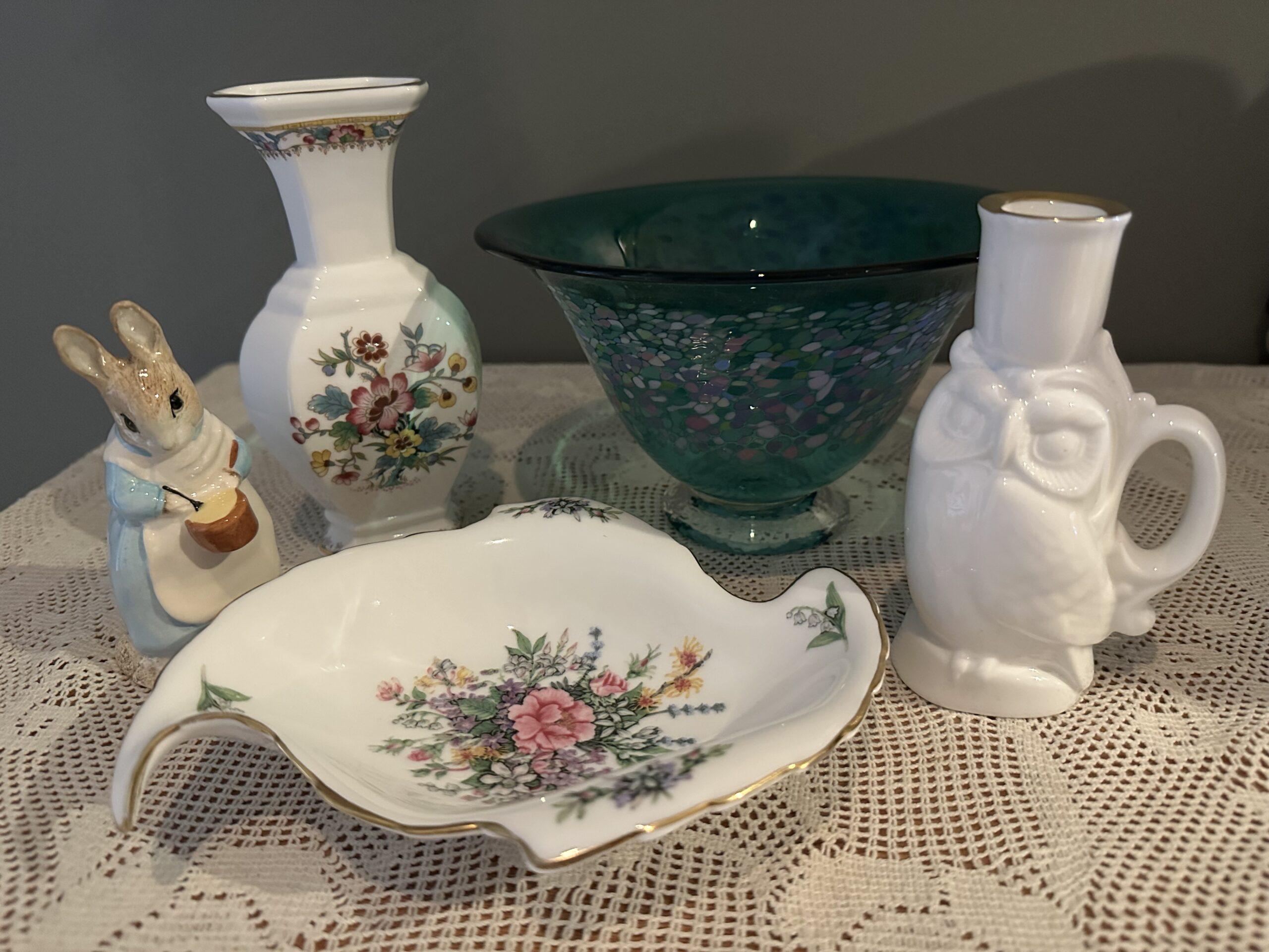 Sneak Peek For The Week – Royal Doulton Owl Candlestick, Royal Albert Fragrant Flowers Leaf Tray, Tricia Allen Art Glass Bowl, Royal Albert Beatrix Potter Figurine, Coalport Ming Rose Vase